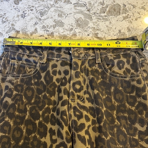 Leopard Print Pants - Picture 3 of 8